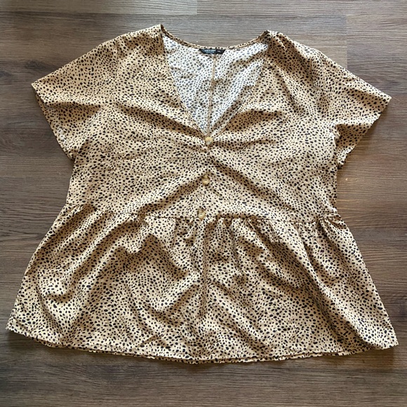 SHEIN Tops - SHEIN Beige Spotted V-Neck Blouse